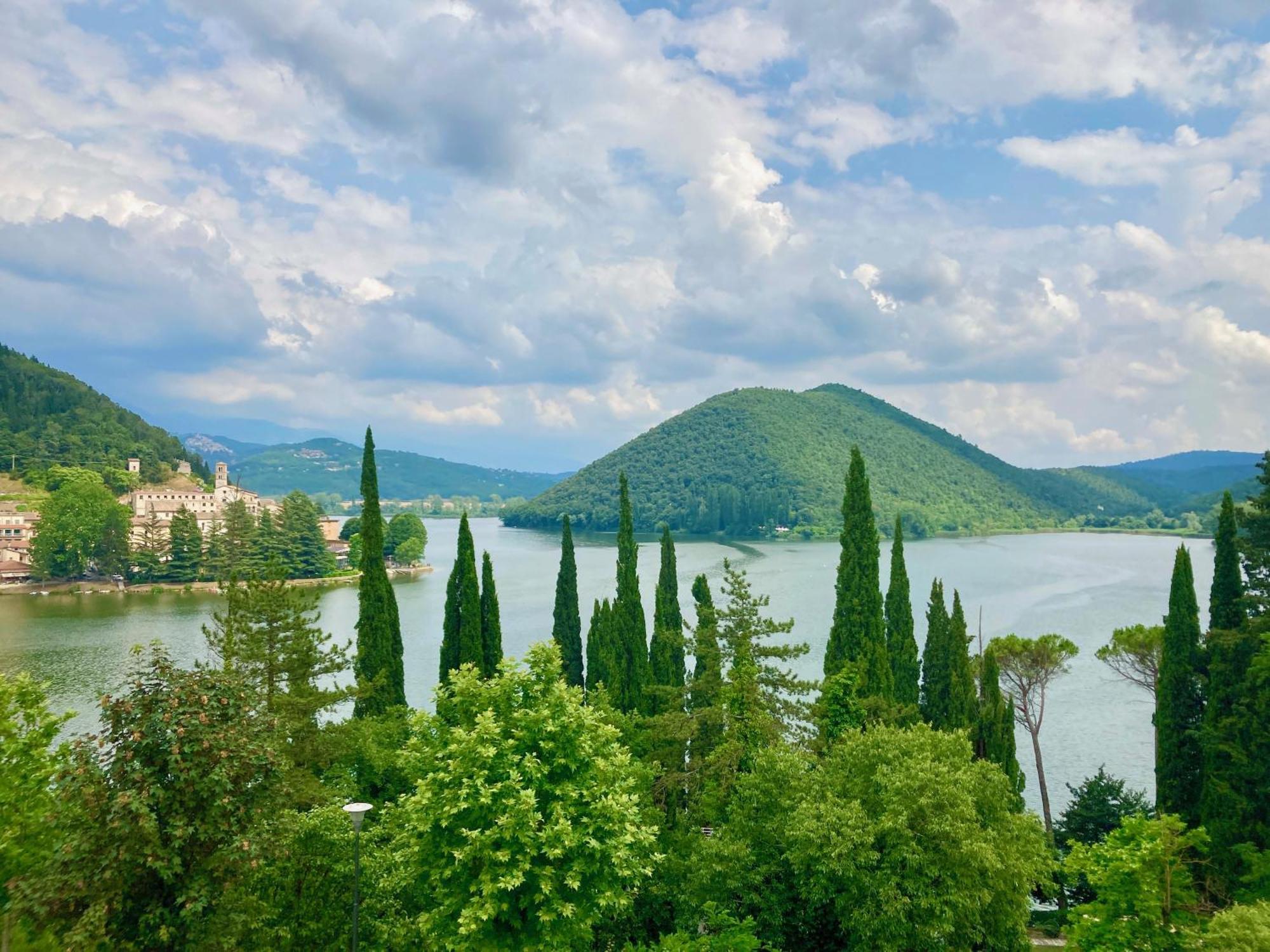 Grove Cottage: Immersed In Nature & Close To Town Città della Pieve Eksteriør bilde